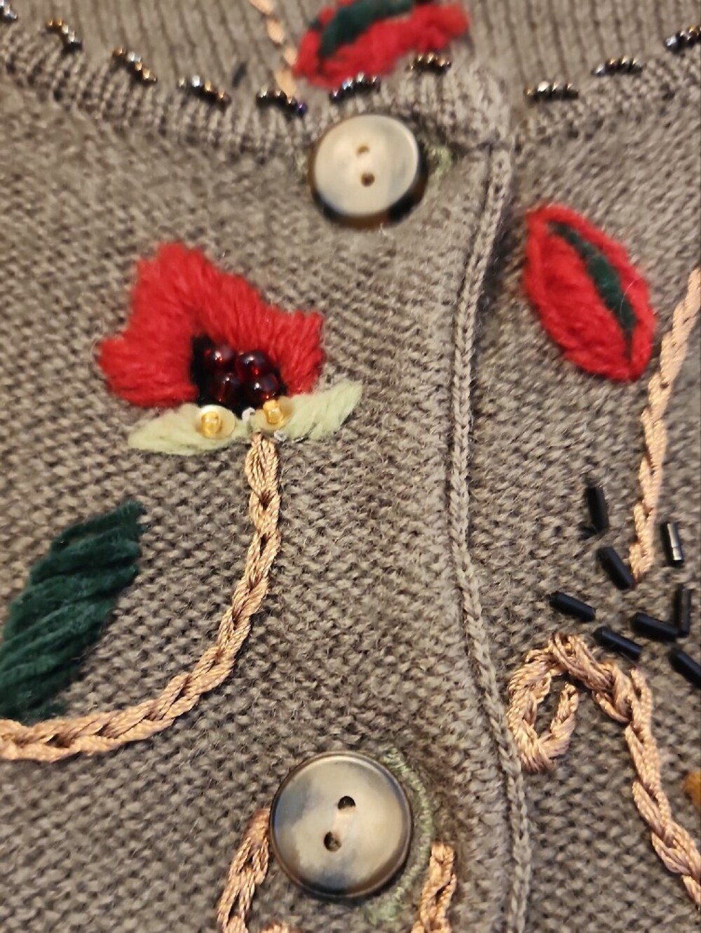 Susan Bristol Green Cardigan with Embroidered Deer and Floral Accents Medium - Picture 3 of 12